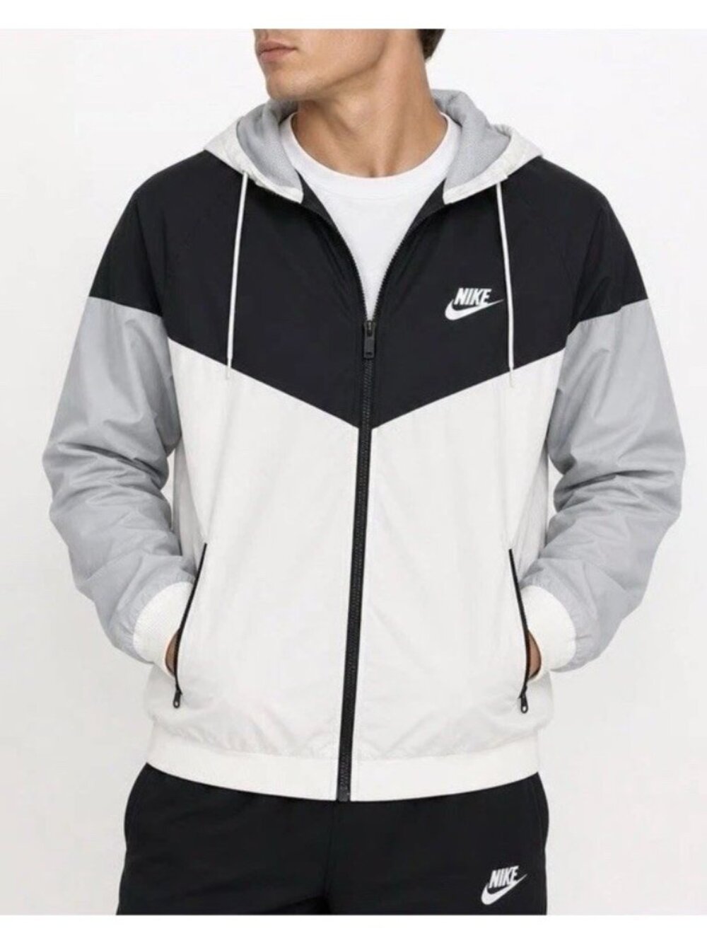 Nike Men's Sz S Windrunner Hooded Windbreaker Jacket Black White Grey